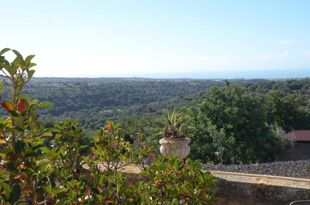 Casina Di Grotta Di Ferro Pension Santa Croce Camerina Buitenkant foto