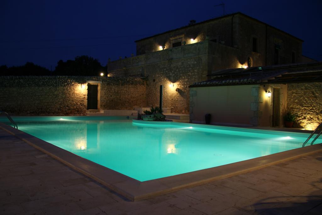 Casina Di Grotta Di Ferro Pension Santa Croce Camerina Buitenkant foto
