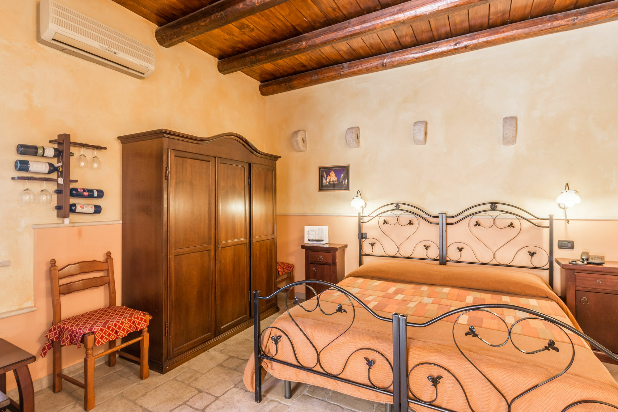 Casina Di Grotta Di Ferro Pension Santa Croce Camerina Buitenkant foto